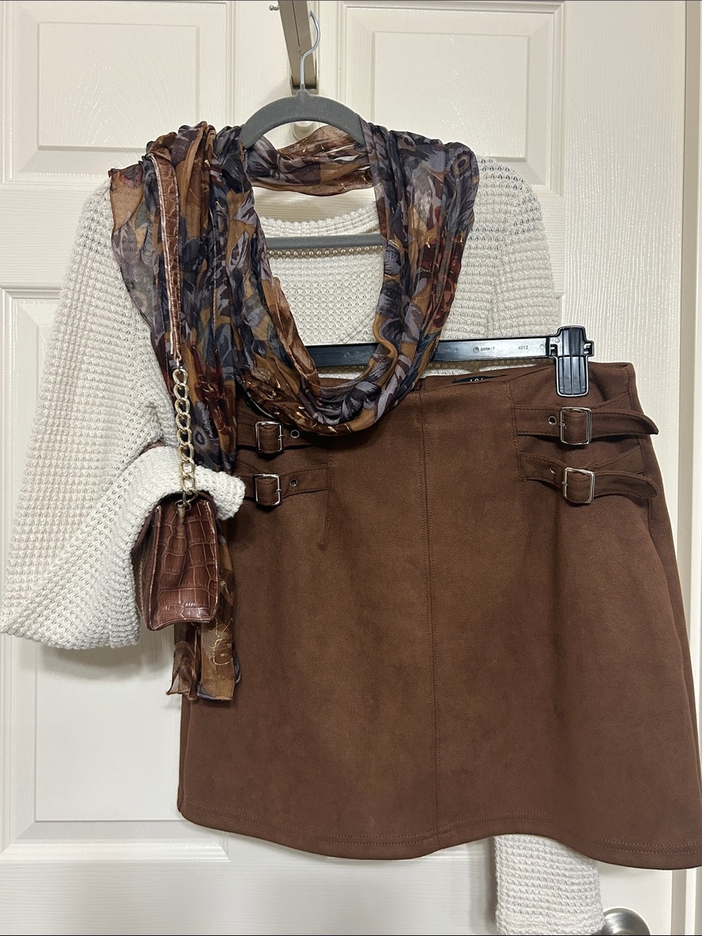 Iris Brown Faux Suede Mini Skirt Cream Waffle Crop Top n Scarf n Faux Croc Bag